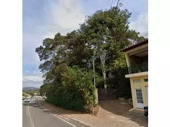Casa Caxambu / MG - Belvedere Avenida Henrique Monat,  862