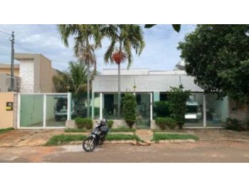  em leilão - Rua Dr. Fausto Del Claro, 235 - Rondonópolis/MT - Banco Santander Brasil S/A | Z37015