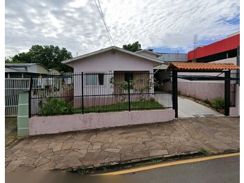 Casa em leilão - Rua Doutor Benedito Acauan, 2202 - Passo Fundo/RS - Banco Santander Brasil S/A | Z36886