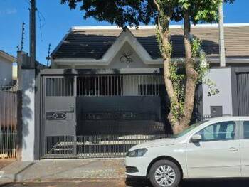 Casa em leilão - Rua Vila Rica, 436 - Maringá/PR - Banco Santander Brasil S/A | Z36751