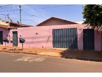 Imagem do imóvel Leilão extrajudicial de Casa em Guará/SP - Centro