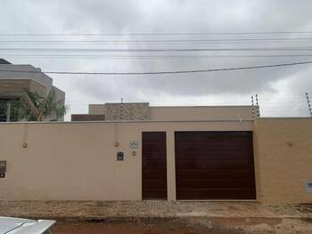 Casa em leilão - Rua Manganes, s/n - Xinguara/PA - Banco Santander Brasil S/A | Z36751