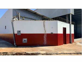 Prédio Comercial / Industrial em leilão - Avenida 03, 32 - Santa Vitória/MG - Banco Cooperativo Sicoob S.A. | Z36798