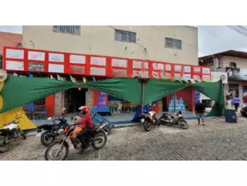 Rua Otávio Mangabeira, 42/44 - Centro, Poções/BA