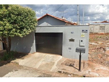 Casa em leilão - Rua Dejaniro Sebastião de Paula, 79 - Ituiutaba/MG - Creditas Soluções Financeiras Ltda | Z36739