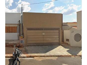 Casa em leilão - Rua Cherentes, 142 - Tupã/SP - Banco Santander Brasil S/A | Z36886
