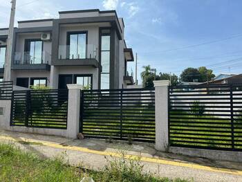 Casa em leilão - Rua Bandeirantes, 660 - Gravataí/RS - Banco Santander Brasil S/A | Z36751