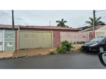 Casa em leilão - Rua Doutor Waldomiro de Abreu Isique, 390 - São Manuel/SP - Banco Santander Brasil S/A | Z36751