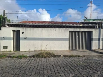 Casa em leilão em Parnamirim