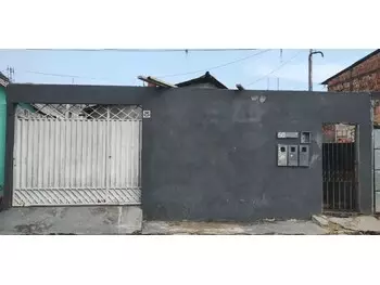 Casa Manaus / AM - Tancredo Neves Rua do Ouro, 50