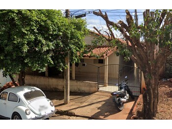 Casa em leilão - Rua Gonçalves Ledo, 482 - Ourinhos/SP - Banco Bari de Investimentos e Financiamentos S/A | Z36783