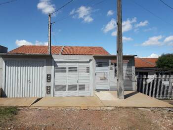 Casa em leilão - Rua Vila Velha, 268 - Ponta Grossa/PR - Banco Santander Brasil S/A | Z36886