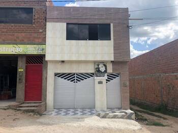 Casa em leilão - Rua Projetada 13, 70 - Bezerros/PE - Banco Santander Brasil S/A | Z36751