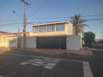  em leilão - Rua José Luiz Pereira, 432 - Campo Grande/MS - Banco Santander Brasil S/A | Z37273