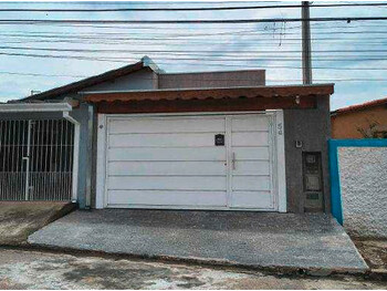 Casa em leilão - Rua dos Gladiolos, 56 - Jacareí/SP - Rodobens Administradora de Consórcios Ltda | Z37171
