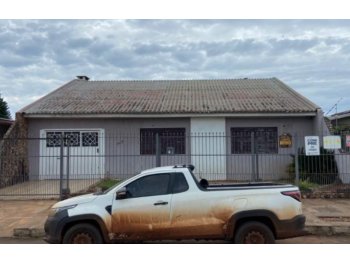 Casa em leilão - Rua Vicente Manoel de Deus, 147 - Santo Ângelo/RS - Banco Bradesco S/A | Z37281