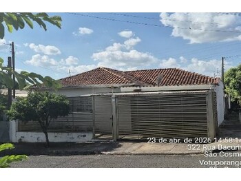 Casa em leilão - Rua Bacuris, 321 - Votuporanga/SP - Banco Bradesco S/A | Z37136