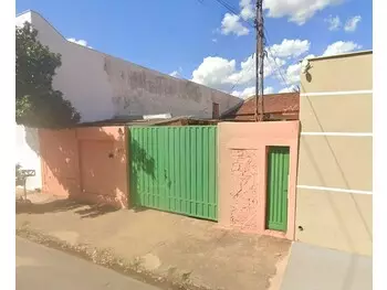 Casa - Araçatuba / SP - Umuarama Rua Doutor Francisco Villela, 483