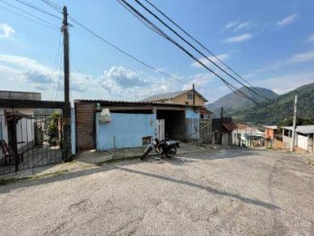  em leilão - Rua Raimundo Brito, 70 - Teresópolis/RJ - Banco Santander Brasil S/A | Z37180