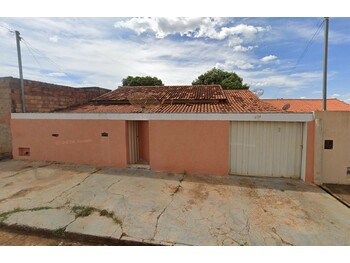 Casa em leilão - Rua Messias Teixeira de Souza, 334 - Coromandel/MG - Banco Santander Brasil S/A | Z36649