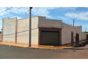 Casa em leilão - Rua Manoel Carmaneira, 707 - Guará/SP - Banco Bradesco S/A | Z37281