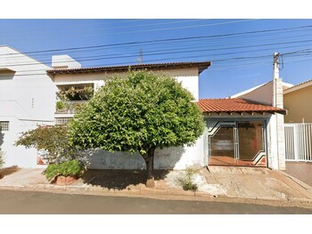 Casa em leilão - Rua Joaquim Carvalho Mota, 112 - Assis/SP - Banco Santander Brasil S/A | Z36649