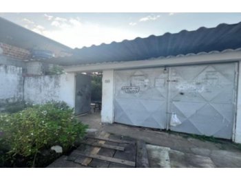 Casa em leilão - Rua Maria de Fátima Farias, 89 - Moreno/PE - Banco Bradesco S/A | Z37102