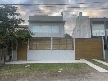  em leilão - Rua Cidade de Santarém, 1805 - Pelotas/RS - Banco Santander Brasil S/A | Z37180