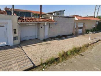  em leilão - Rua Fernandes Onofre Trizzini, 280 - Mongaguá/SP - Banco Santander Brasil S/A | Z37273