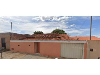  em leilão - Rua Messias Teixeira de Souza, 334 - Coromandel/MG - Banco Santander Brasil S/A | Z37273