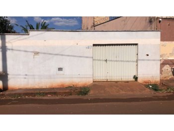  em leilão - Rua Alarico Novais, 187 - Ituiutaba/MG - Banco Santander Brasil S/A | Z37273