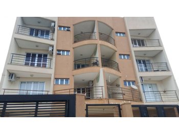  em leilão - Rua Pinta Roxa, 41 - Arapongas/PR - Banco Santander Brasil S/A | Z37273