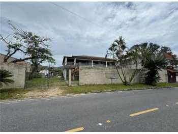  em leilão - Rua Santa Edwiges, 307 - Maricá/RJ - Banco Santander Brasil S/A | Z37273