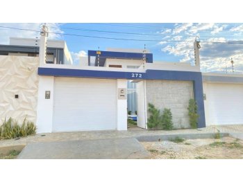  em leilão - Rua José Cassiano da Silva, 272 - Serra Talhada/PE - Banco Santander Brasil S/A | Z37180