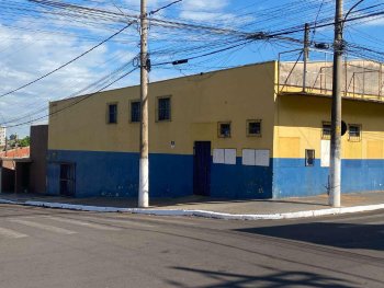  em leilão - Rua Gaspar Ricardo, 957 e 977 - Ourinhos/SP - Banco Topázio S/A | Z37166