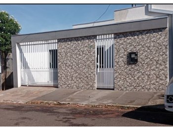  em leilão - Rua Augusto de Moraes Cajango, 1208 - Arenápolis/MT - Banco Santander Brasil S/A | Z37273