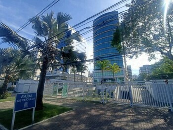  em leilão - Avenida Embaixador Abelardo Bueno, 3300 - Rio de Janeiro/RJ - Creditas Soluções Financeiras Ltda | Z37269