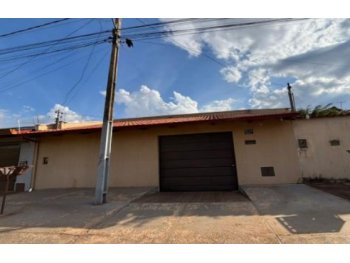 Casa em leilão - Rua ES 44, s/nº - Trindade/GO - Banco Bradesco S/A | Z37102