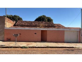  em leilão - Rua Messias Teixeira de Souza, 334 - Coromandel/MG - Banco Santander Brasil S/A | Z37566