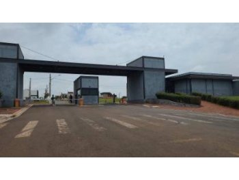  em leilão - Rua Eunice Batista Leite de Campos, 126 - Tatuí/SP - Banco Santander Brasil S/A | Z37378
