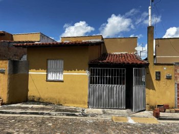 Casa em leilão - Rua Projetada I, 50 - Cabeceiras do Piauí/PI - Banco Santander Brasil S/A | Z37378