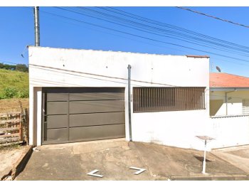  em leilão - Rua José Gonzaga Vieira, 370 - Jacutinga/MG - Itaú Unibanco S/A  | Z37329
