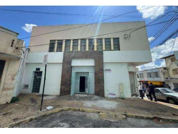 Imóvel comercial em leilão em Pitangui