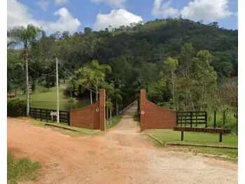 Terreno em leilão em Tuiuti
