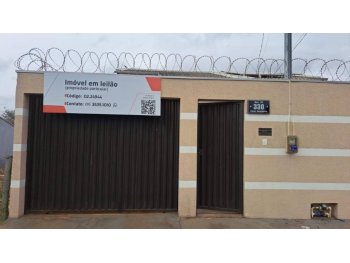  em leilão - Rua 119, 330 - Catalão/GO - Banco Santander Brasil S/A | Z37566