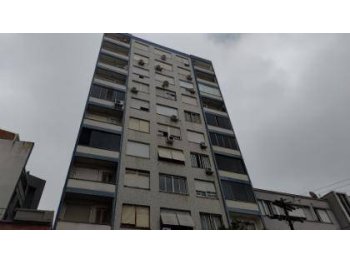  em leilão - Rua José do Patrocínio, 373 - Porto Alegre/RS - Banco Santander Brasil S/A | Z37566