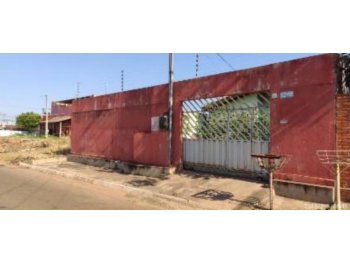  em leilão - Rua Capitão Alberto Aguiar, s/n - Várzea Grande/MT - Banco Santander Brasil S/A | Z37566