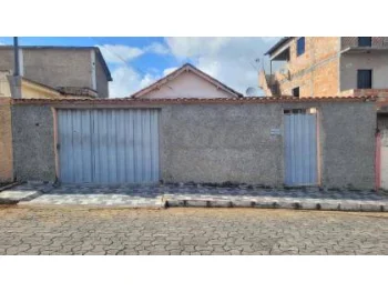 Casa em leilão em Barroso