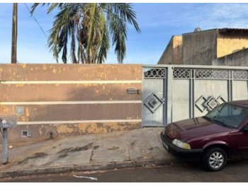 Casa em leilão - Avenida Idalino Longhi-Bidas, 31 - Santa Fé do Sul/SP - Banco Bradesco S/A | Z37620