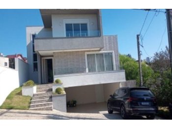  em leilão - Rua Maria Elvira Dantas Santos, s/n - Ponta Grossa/PR - GALLERIA HOME EQUITY FIDC | Z37888